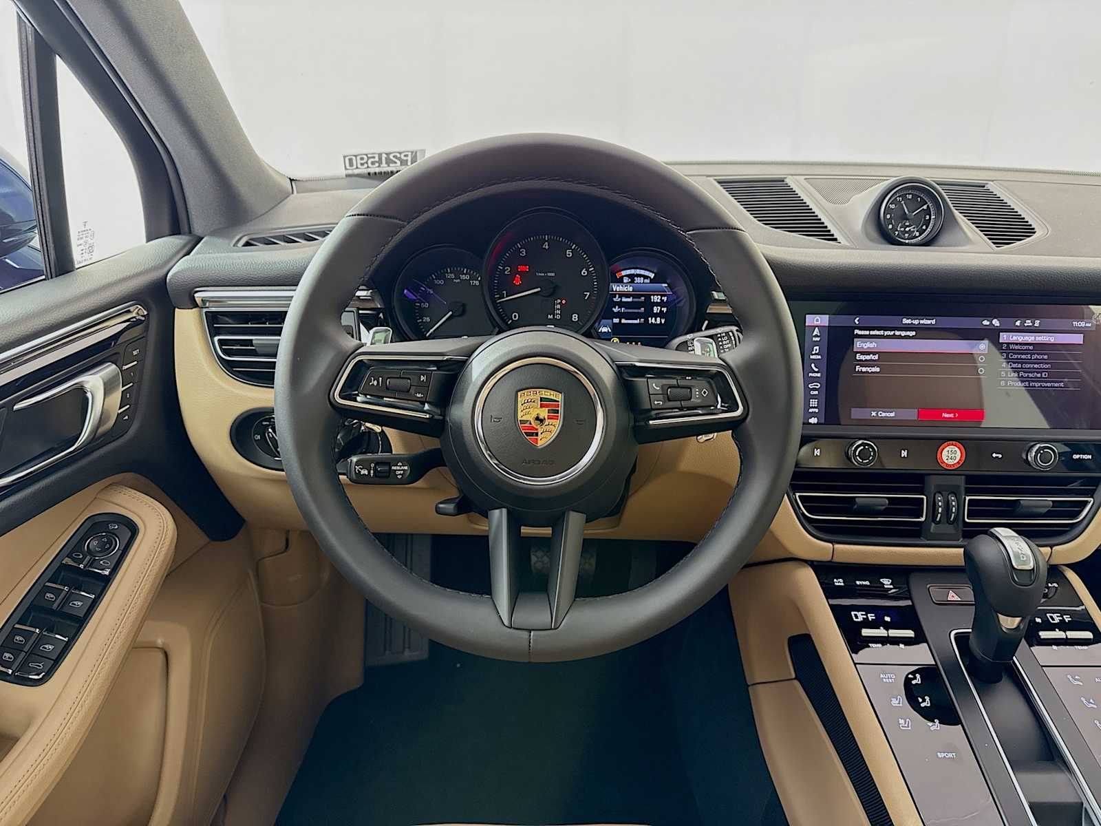 Thumbnail: 2026 Porsche Macan - 18