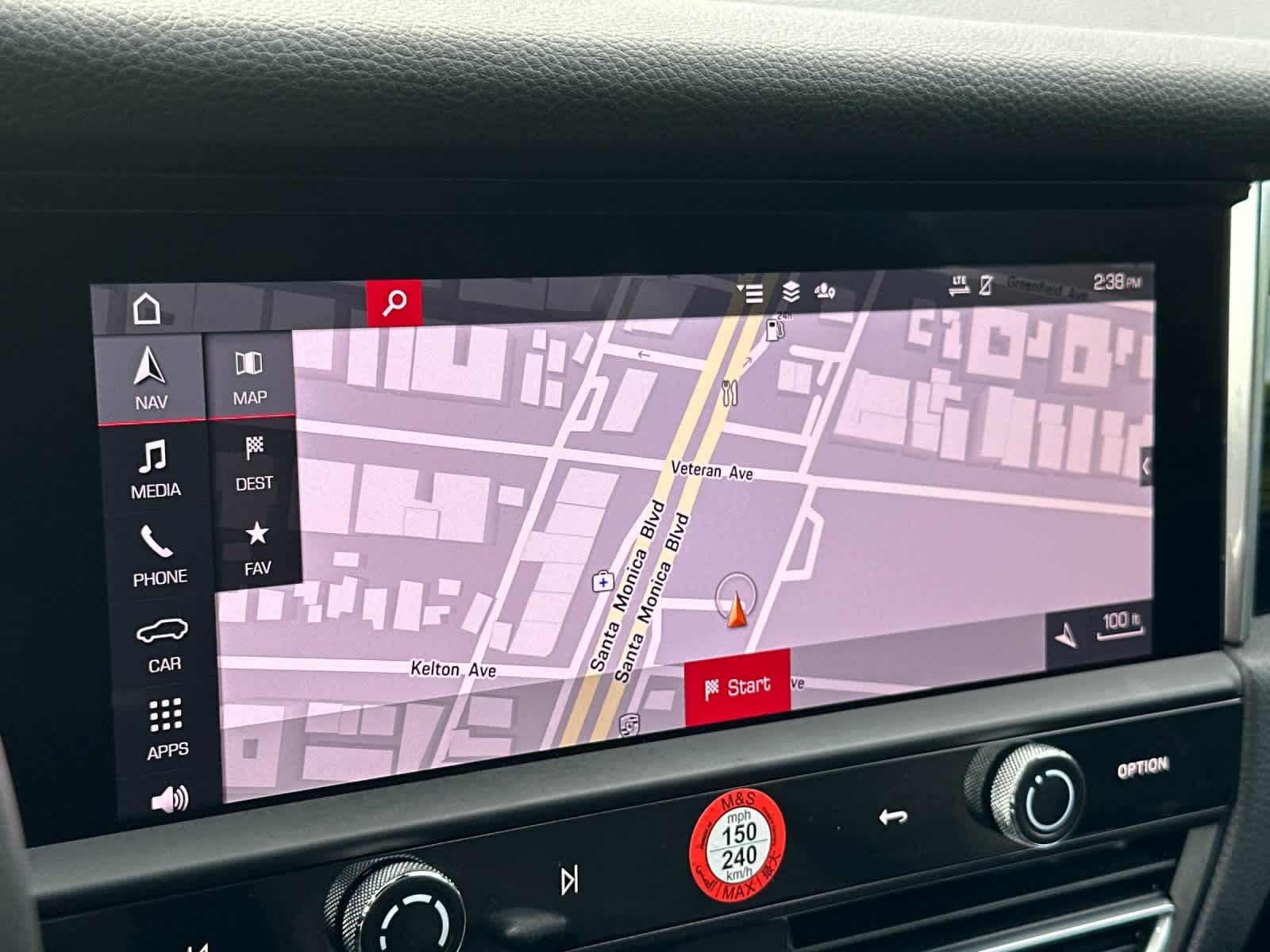 Thumbnail: 2025 Porsche Macan - 21