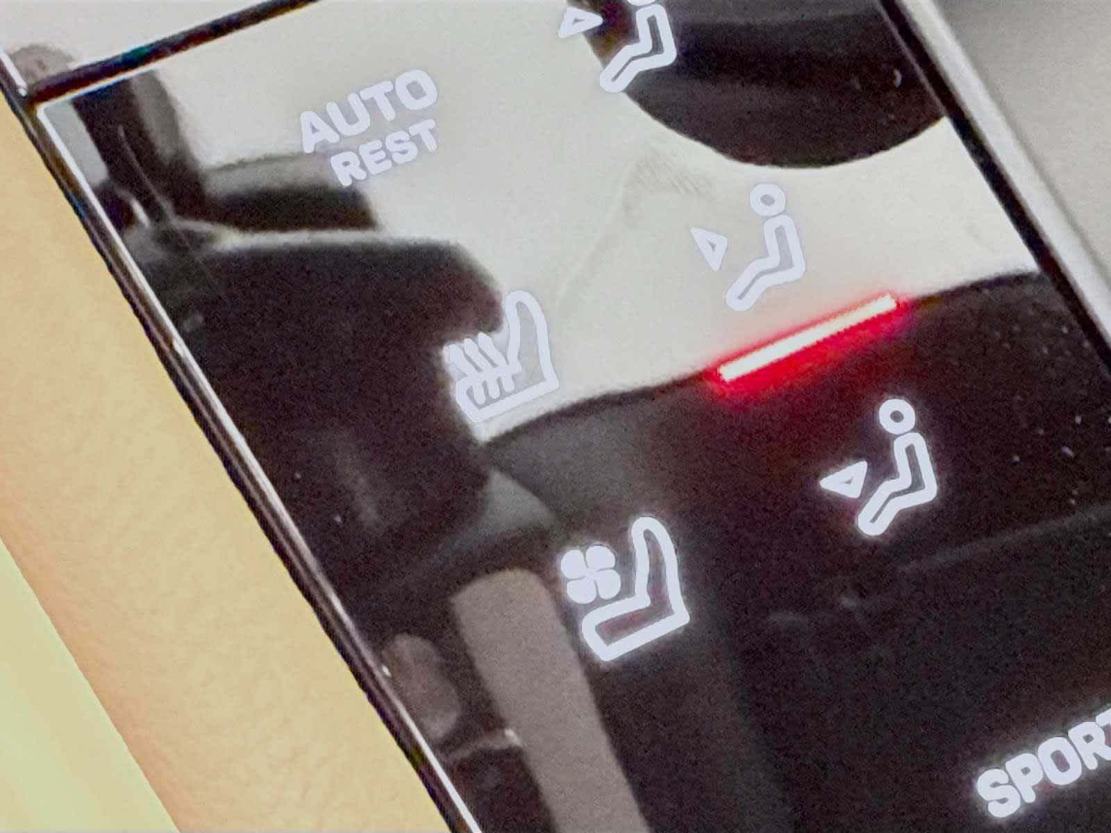 Thumbnail: 2026 Porsche Macan - 16