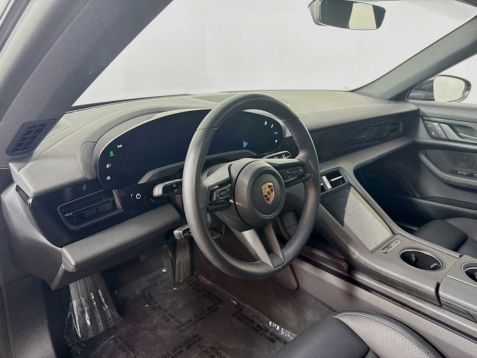 Thumbnail: 2023 Porsche Taycan - 4