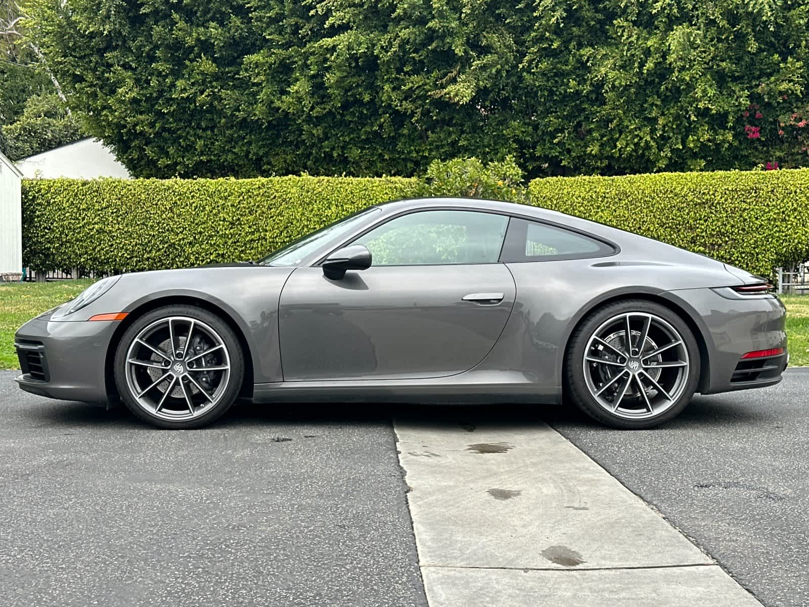 Thumbnail: 2020 Porsche 911 - 2