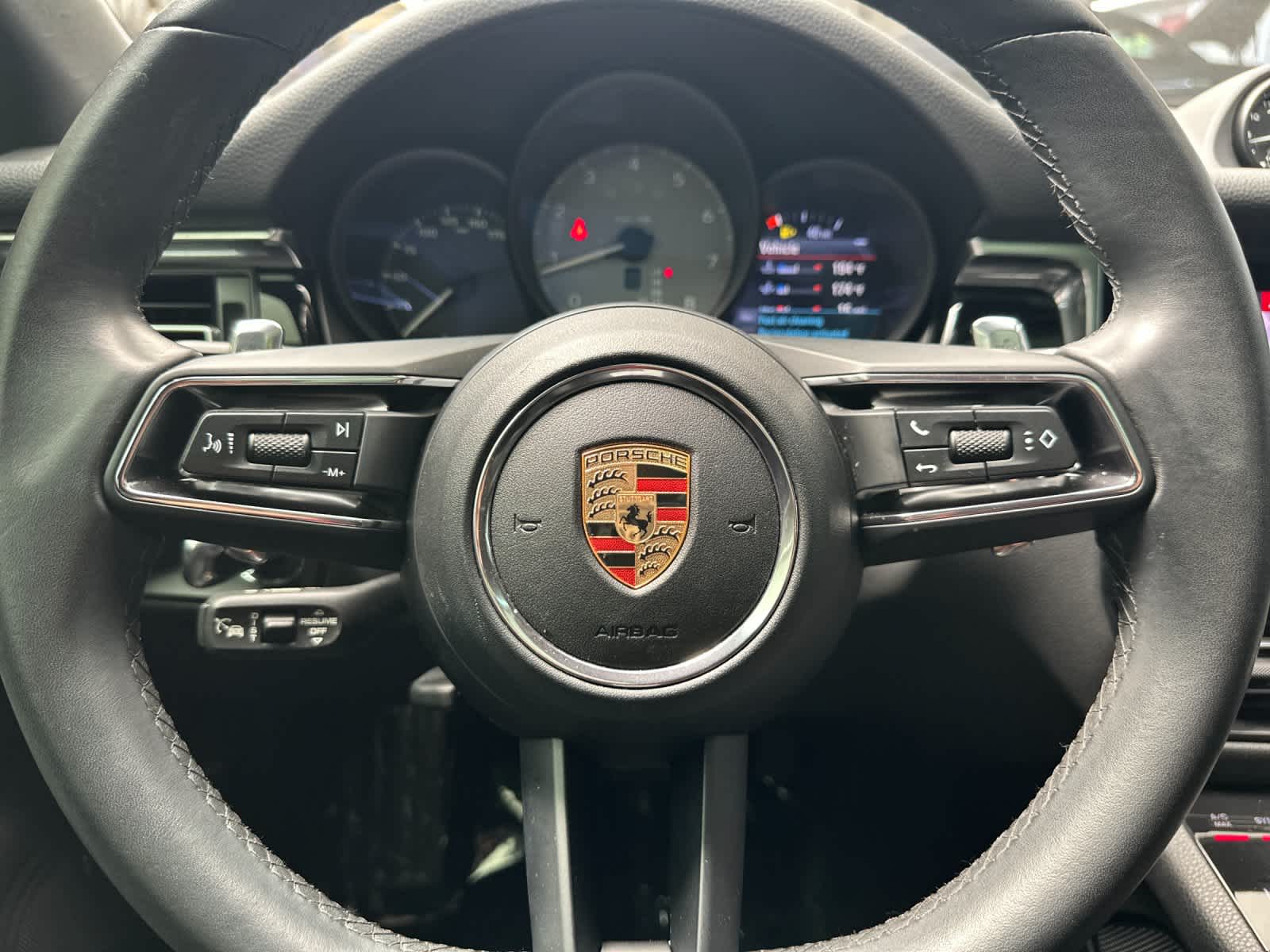 Thumbnail: 2024 Porsche Macan - 26