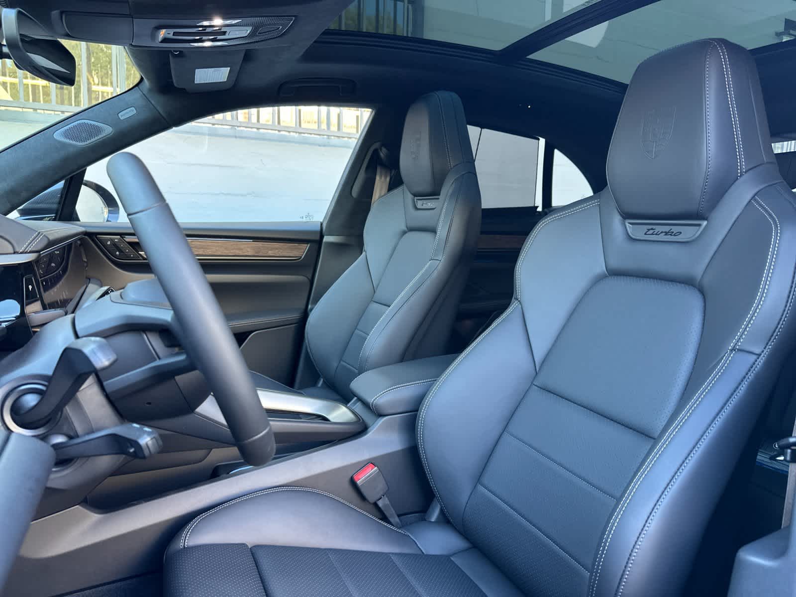 Thumbnail: 2025 Porsche Macan - 5