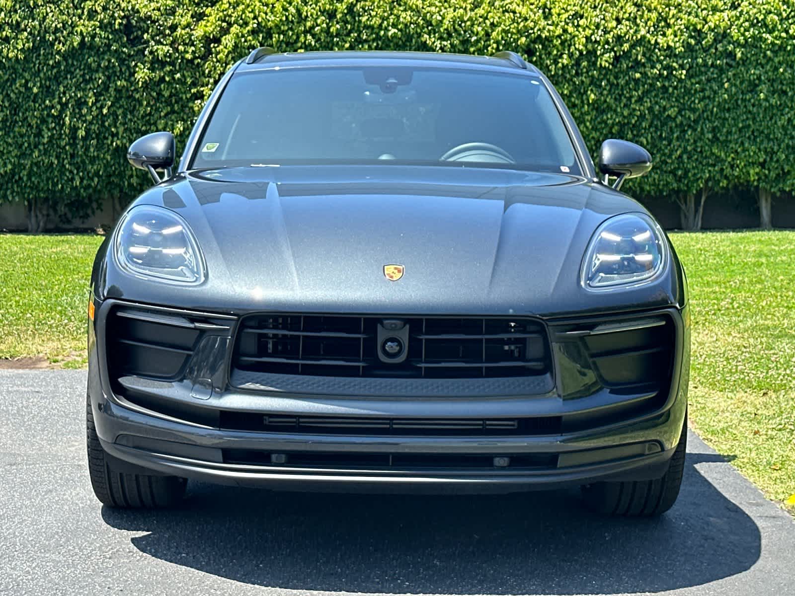 Thumbnail: 2026 Porsche Macan - 11