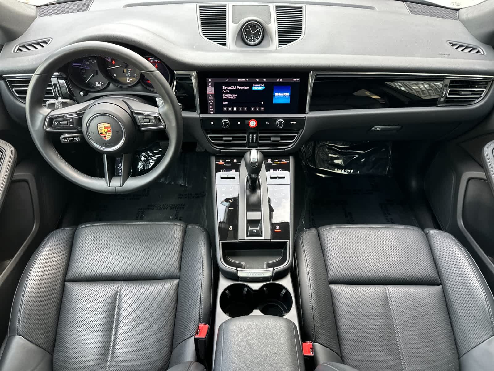 Thumbnail: 2025 Porsche Macan - 6