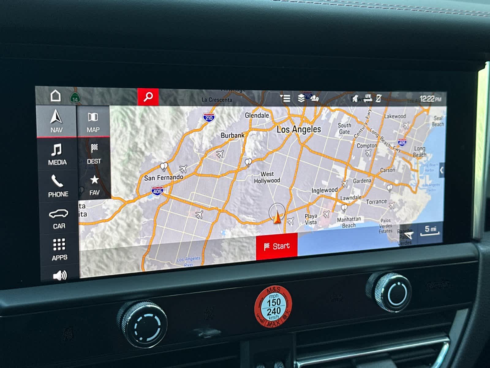 Thumbnail: 2025 Porsche Macan - 22