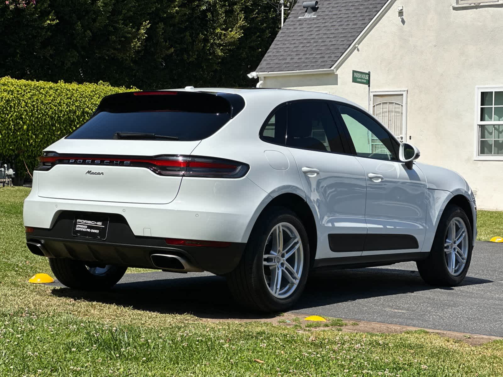 Thumbnail: 2020 Porsche Macan - 8