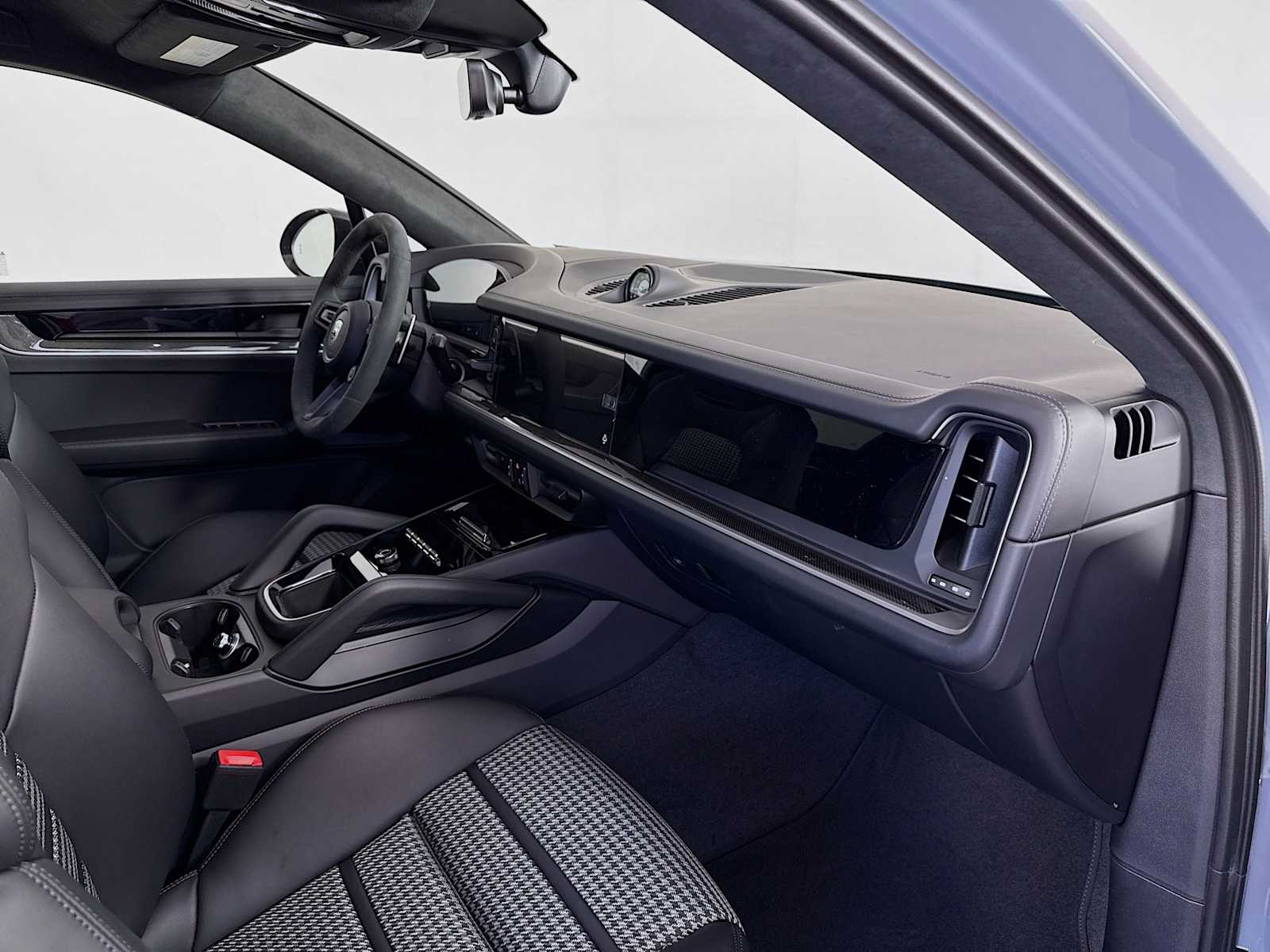 Thumbnail: 2025 Porsche Cayenne - 22