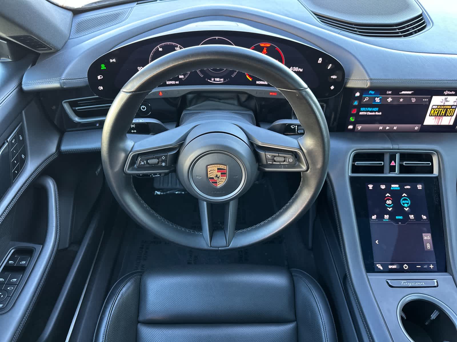 Thumbnail: 2022 Porsche Taycan - 15