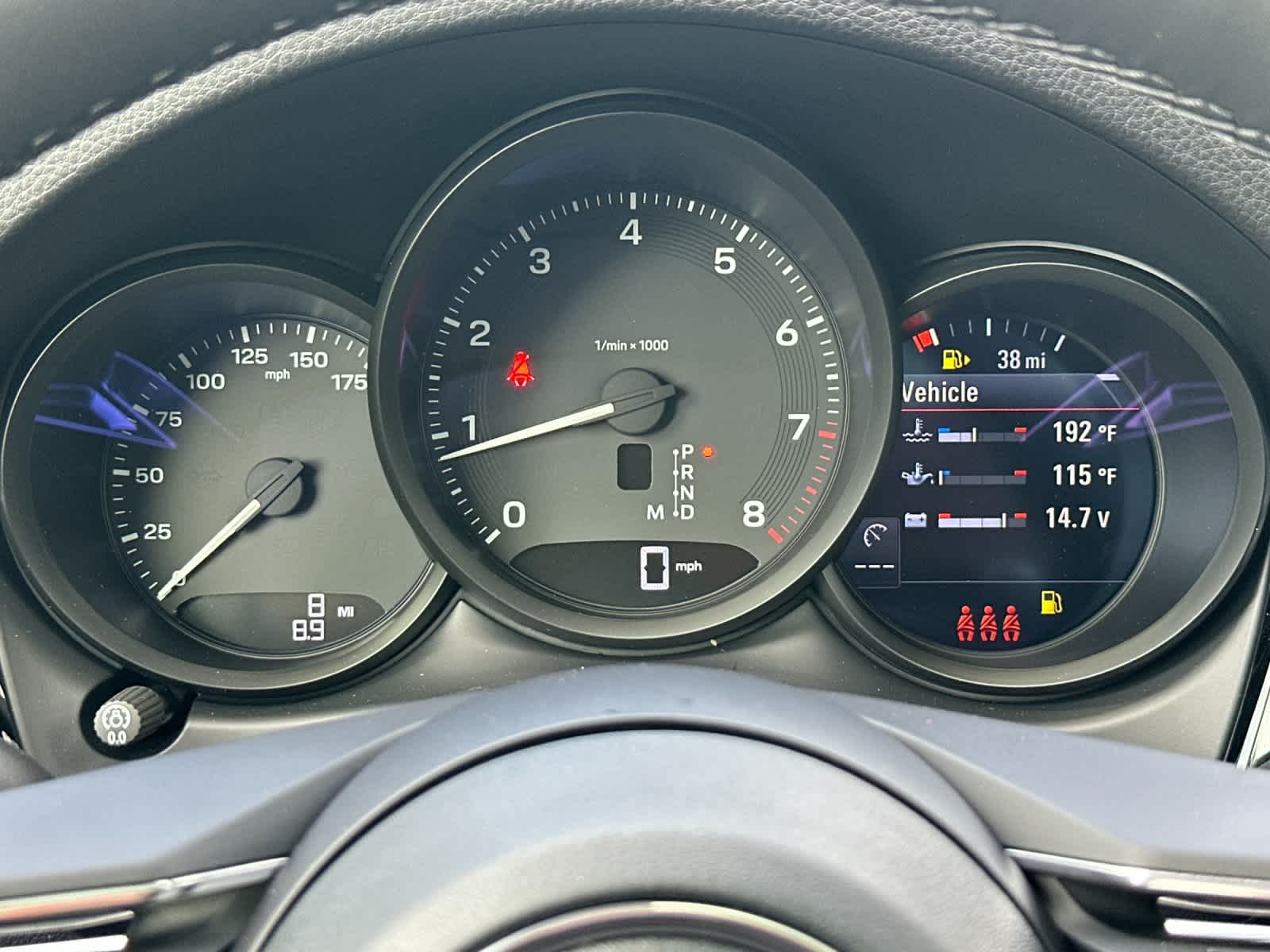 Thumbnail: 2026 Porsche Macan - 29