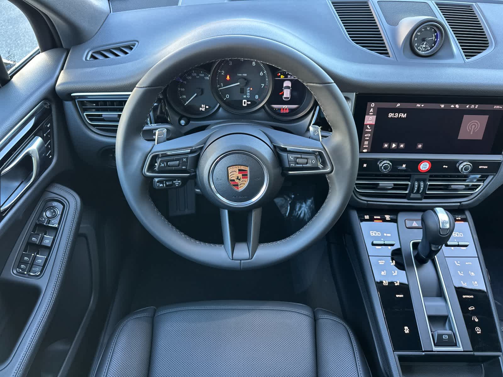 Thumbnail: 2026 Porsche Macan - 15