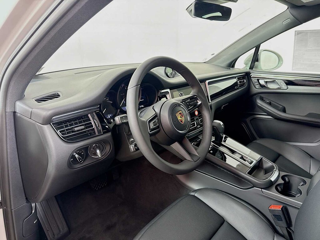 New 2026 Porsche Macan SUV