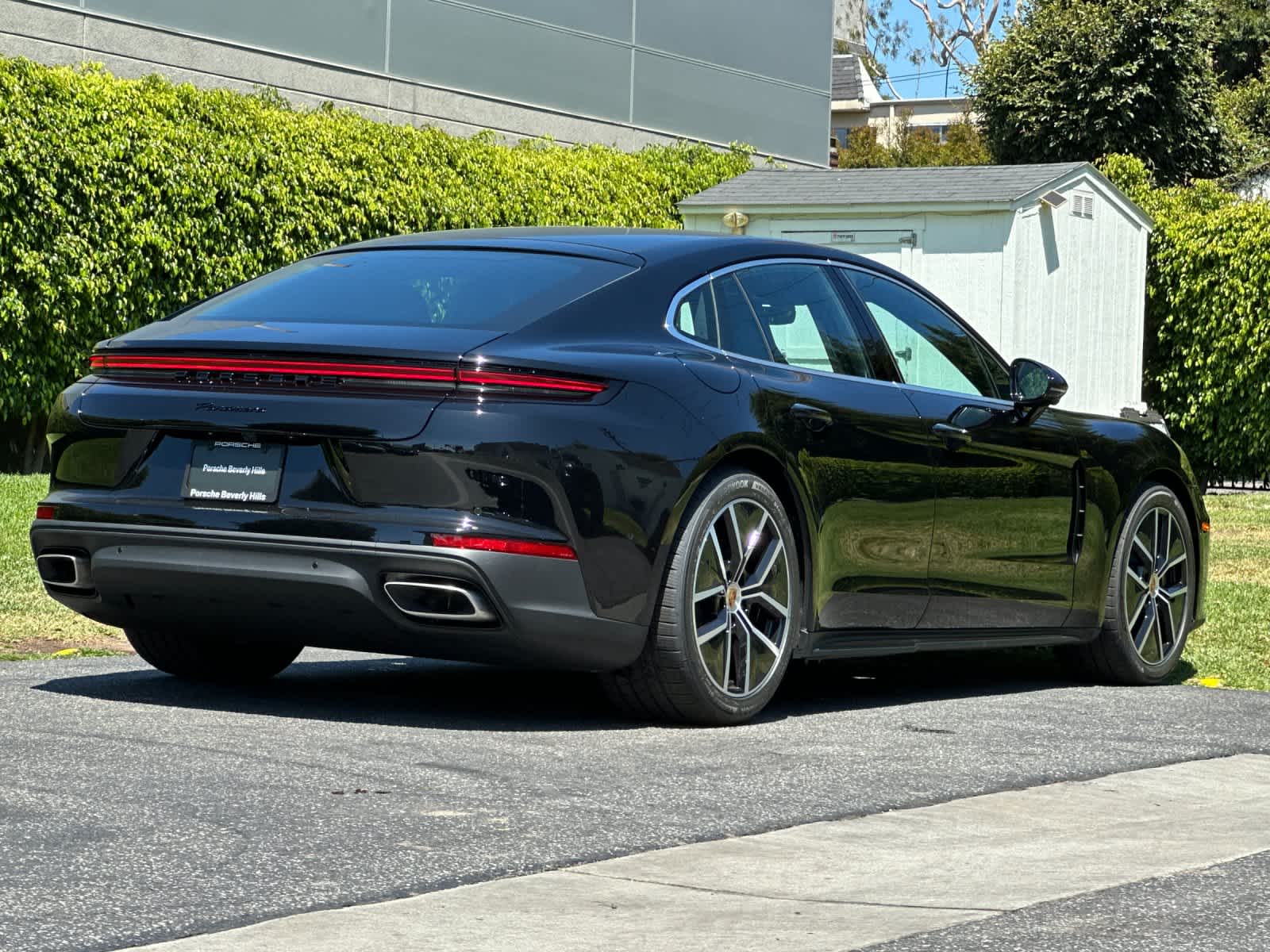 Thumbnail: 2026 Porsche Panamera - 8