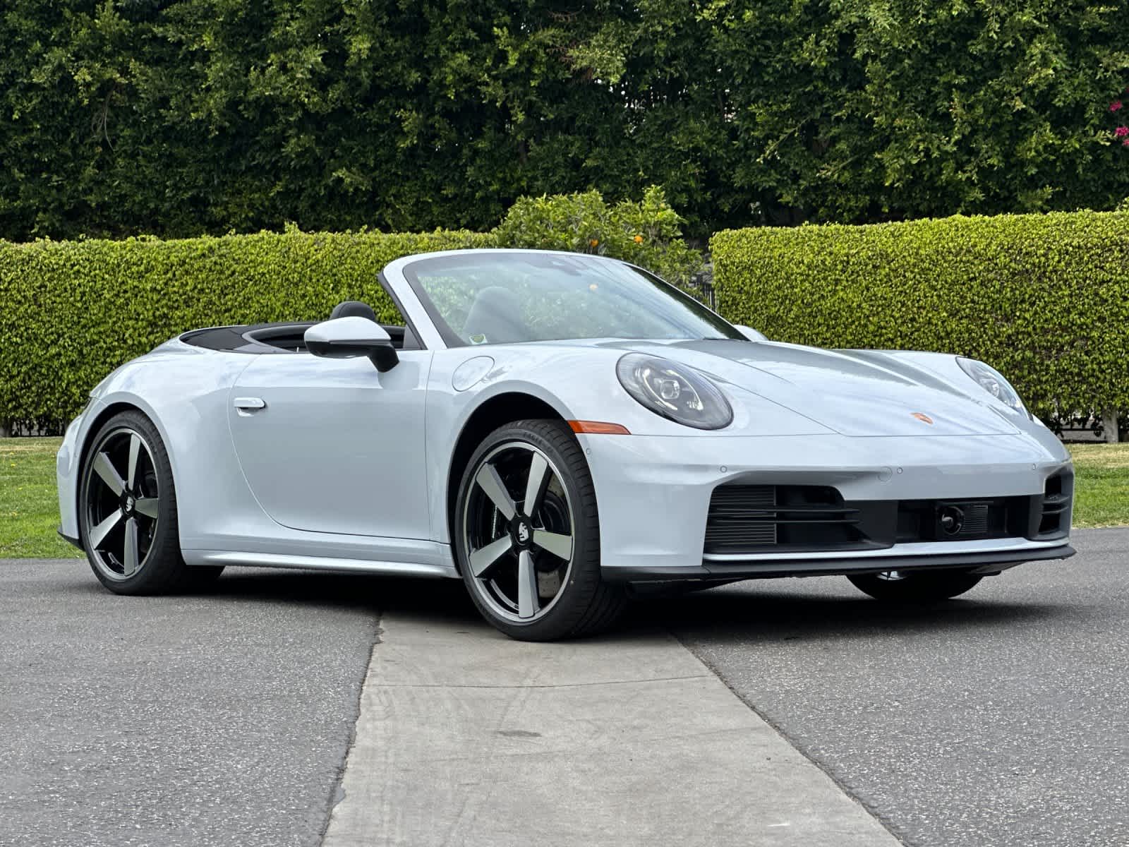 Thumbnail: 2026 Porsche 911 - 11