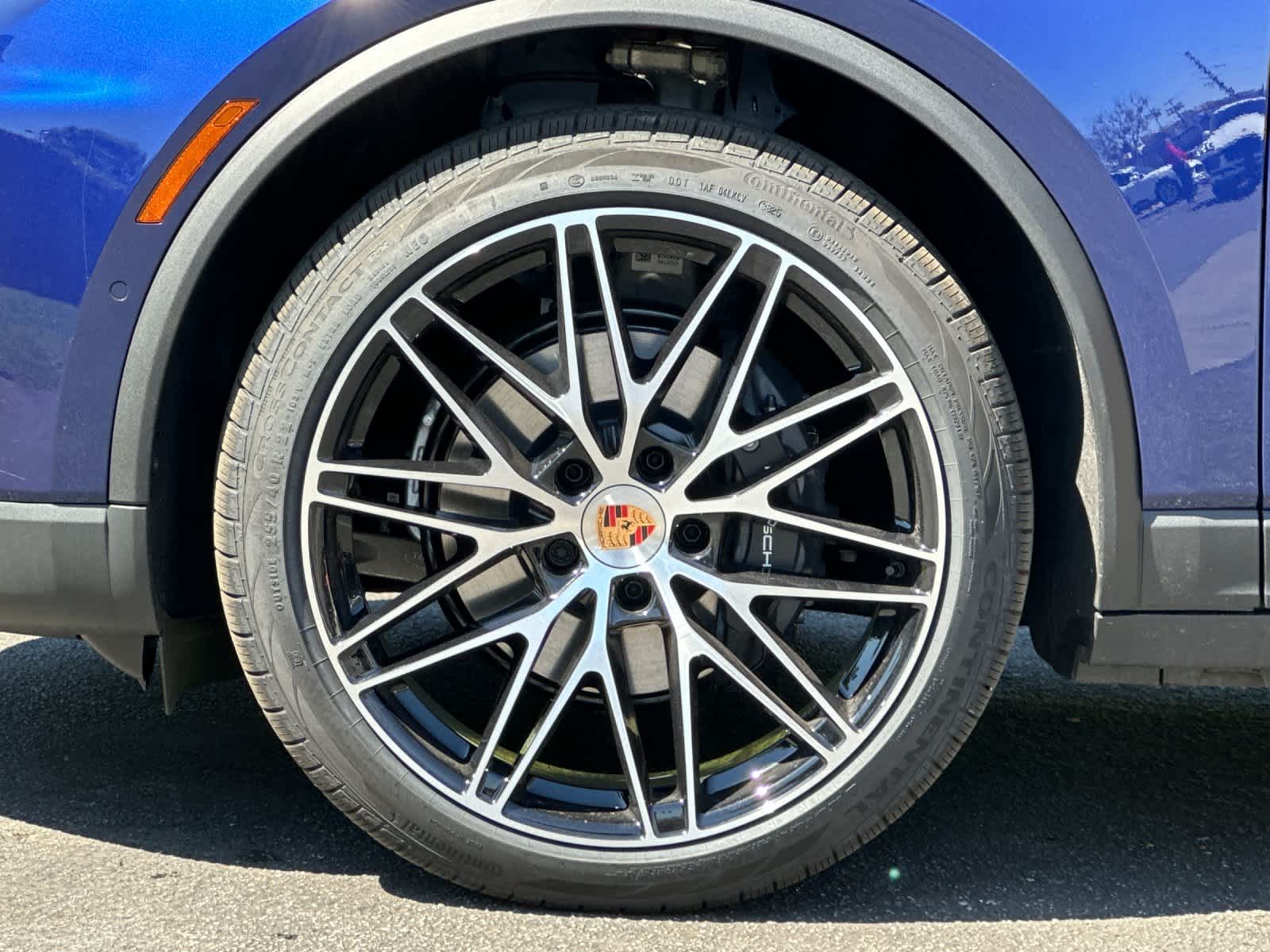 Thumbnail: 2026 Porsche Macan - 32