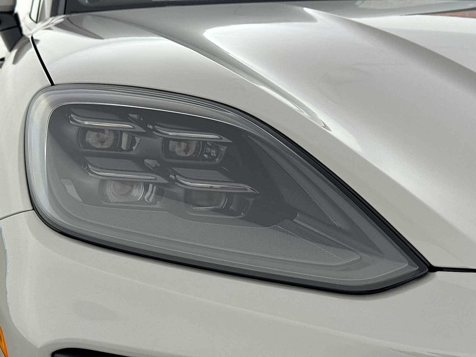 Thumbnail: 2026 Porsche Cayenne - 28