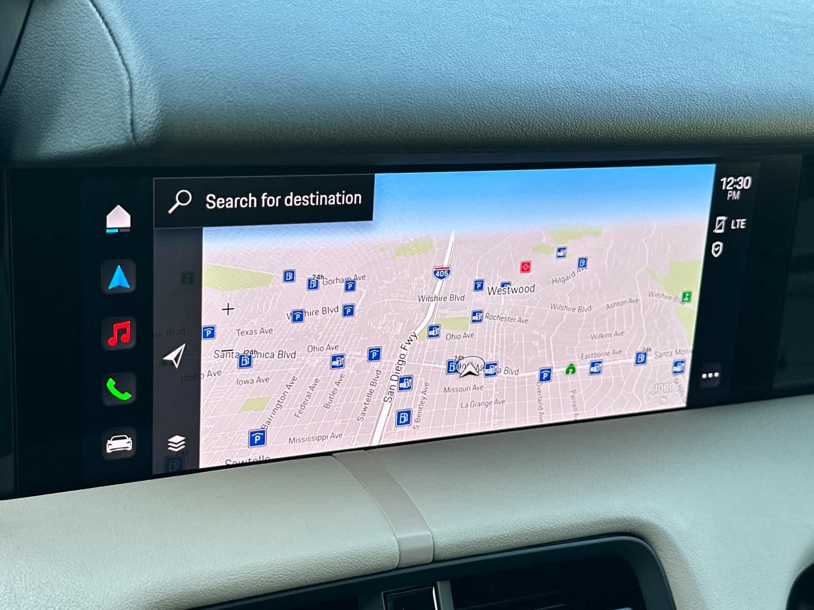 Thumbnail: 2022 Porsche Taycan - 21