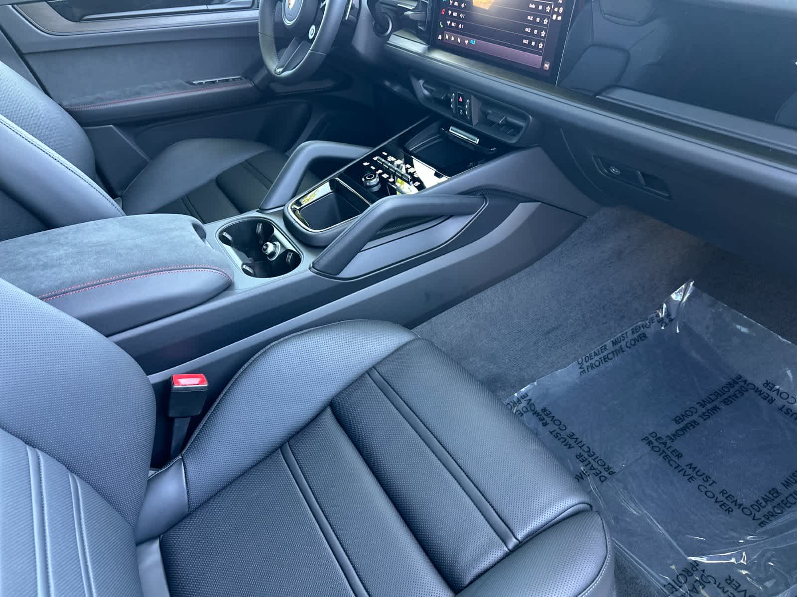 Thumbnail: 2026 Porsche Cayenne - 17