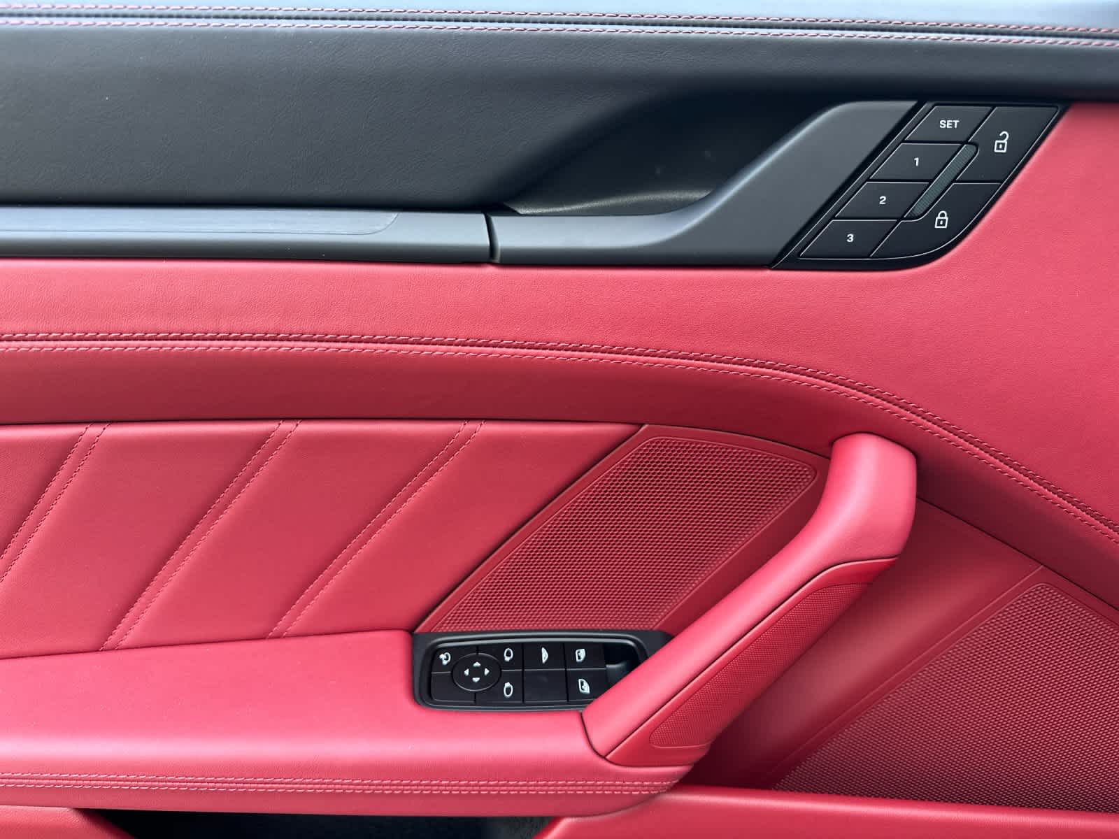 Thumbnail: 2026 Porsche 911 - 12