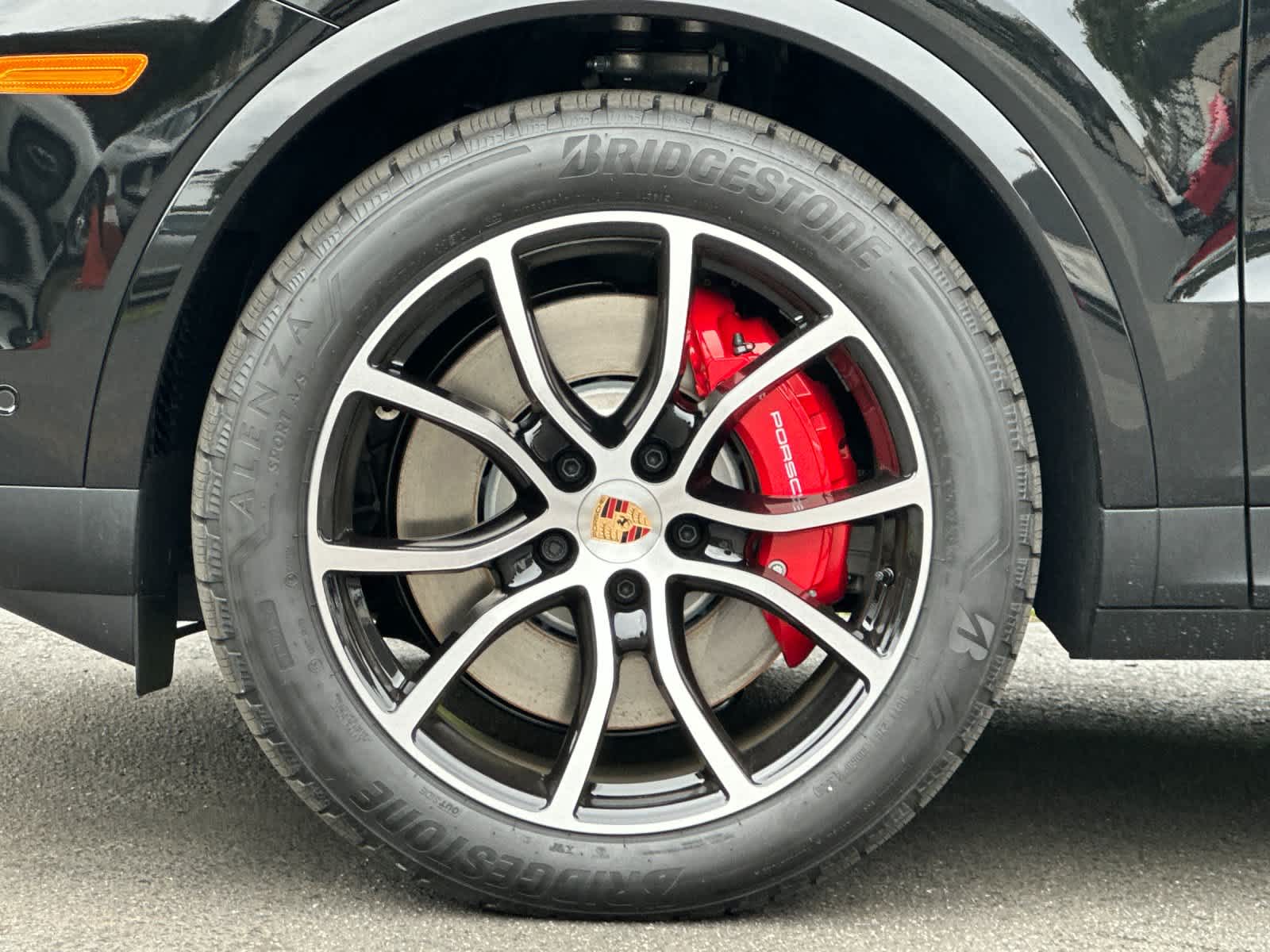 Thumbnail: 2026 Porsche Cayenne - 32