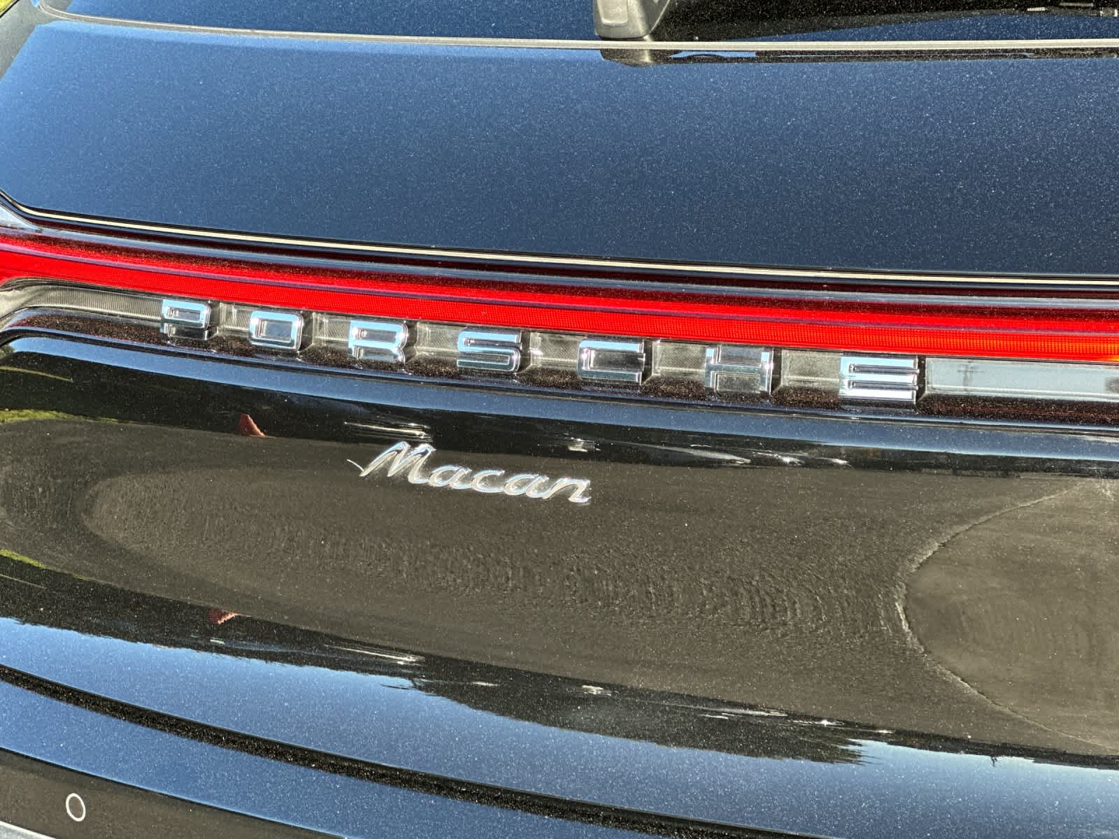 Thumbnail: 2025 Porsche Macan - 32