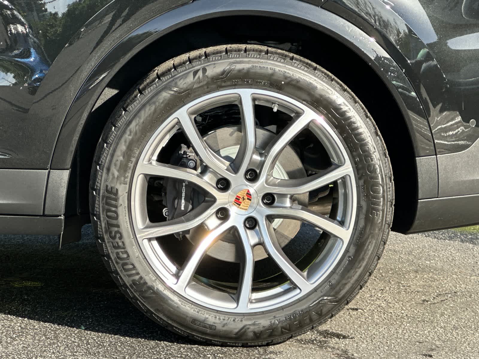 Thumbnail: 2026 Porsche Cayenne - 32