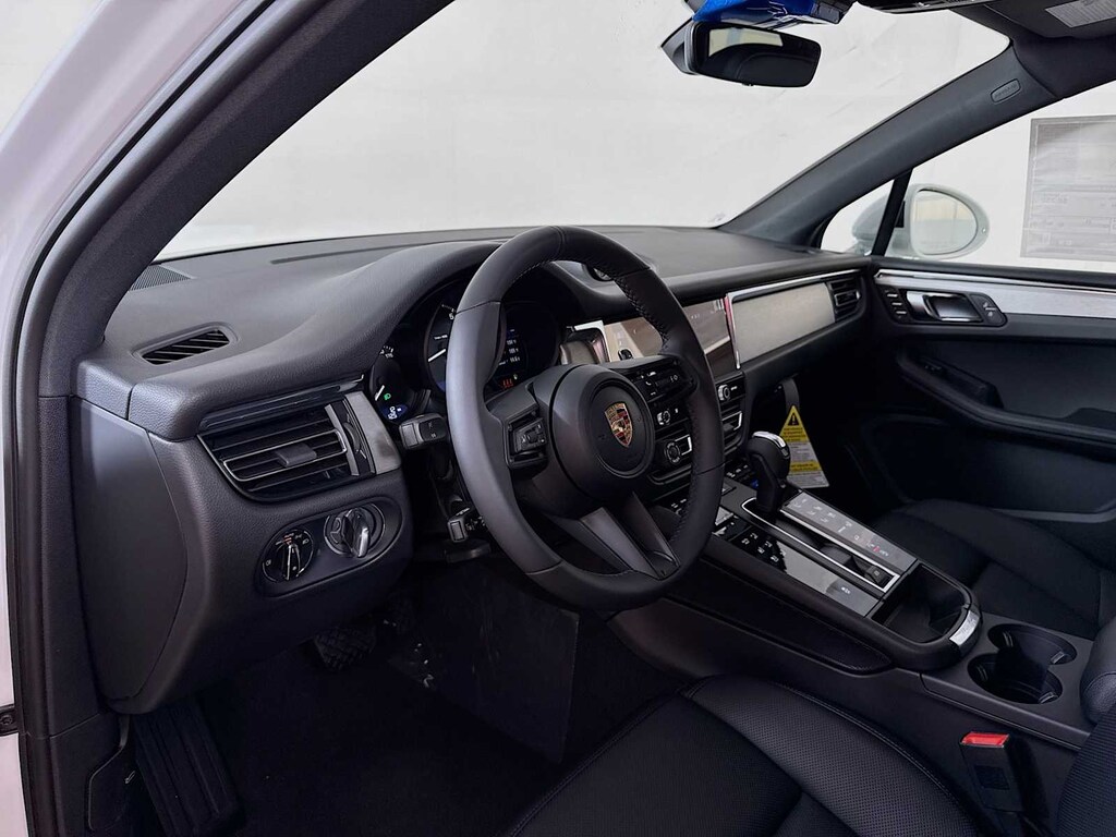 New 2026 Porsche Macan SUV