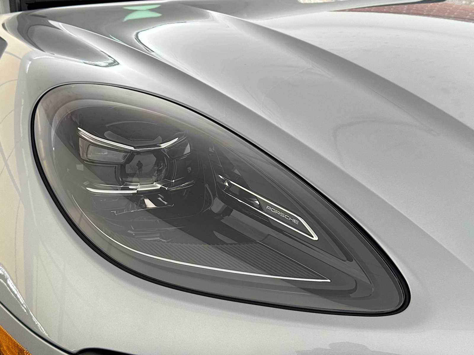 Thumbnail: 2026 Porsche Macan - 28