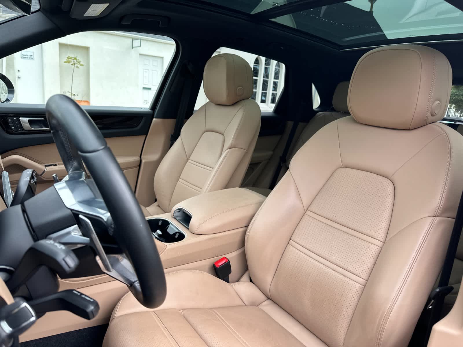 Thumbnail: 2023 Porsche Cayenne - 5