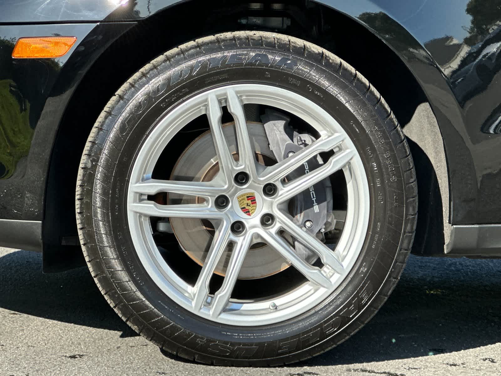 Thumbnail: 2025 Porsche Macan - 30