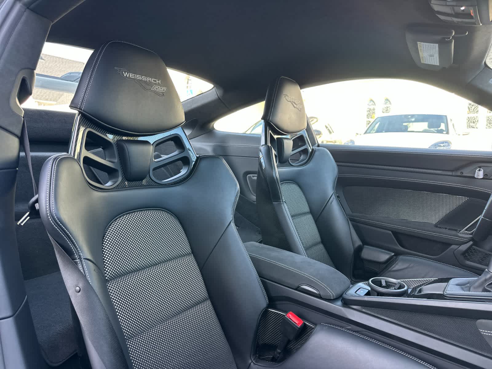 Thumbnail: 2025 Porsche 911 - 28