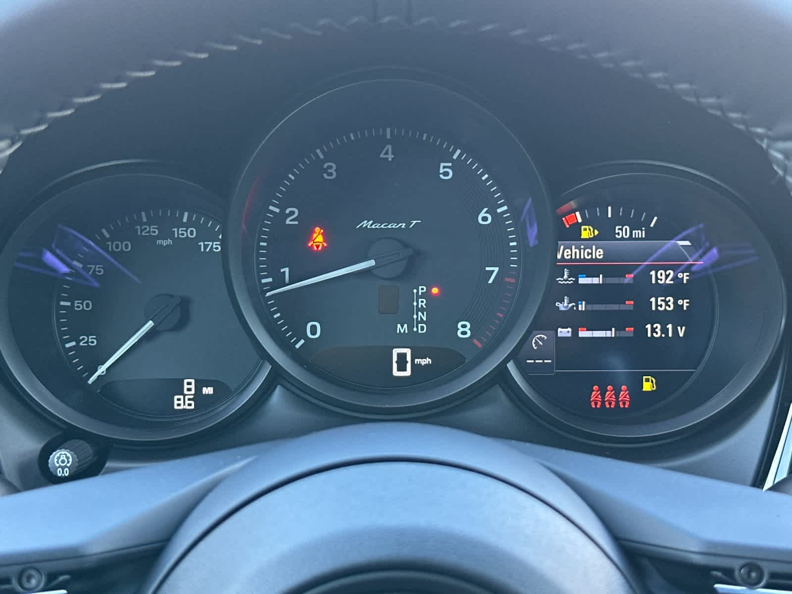 Thumbnail: 2026 Porsche Macan - 28