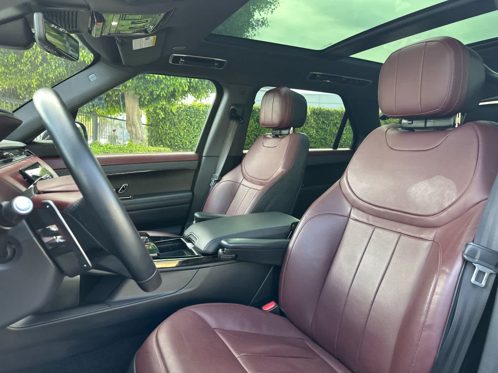 Thumbnail: 2023 Land Rover Range Rover Sport - 5