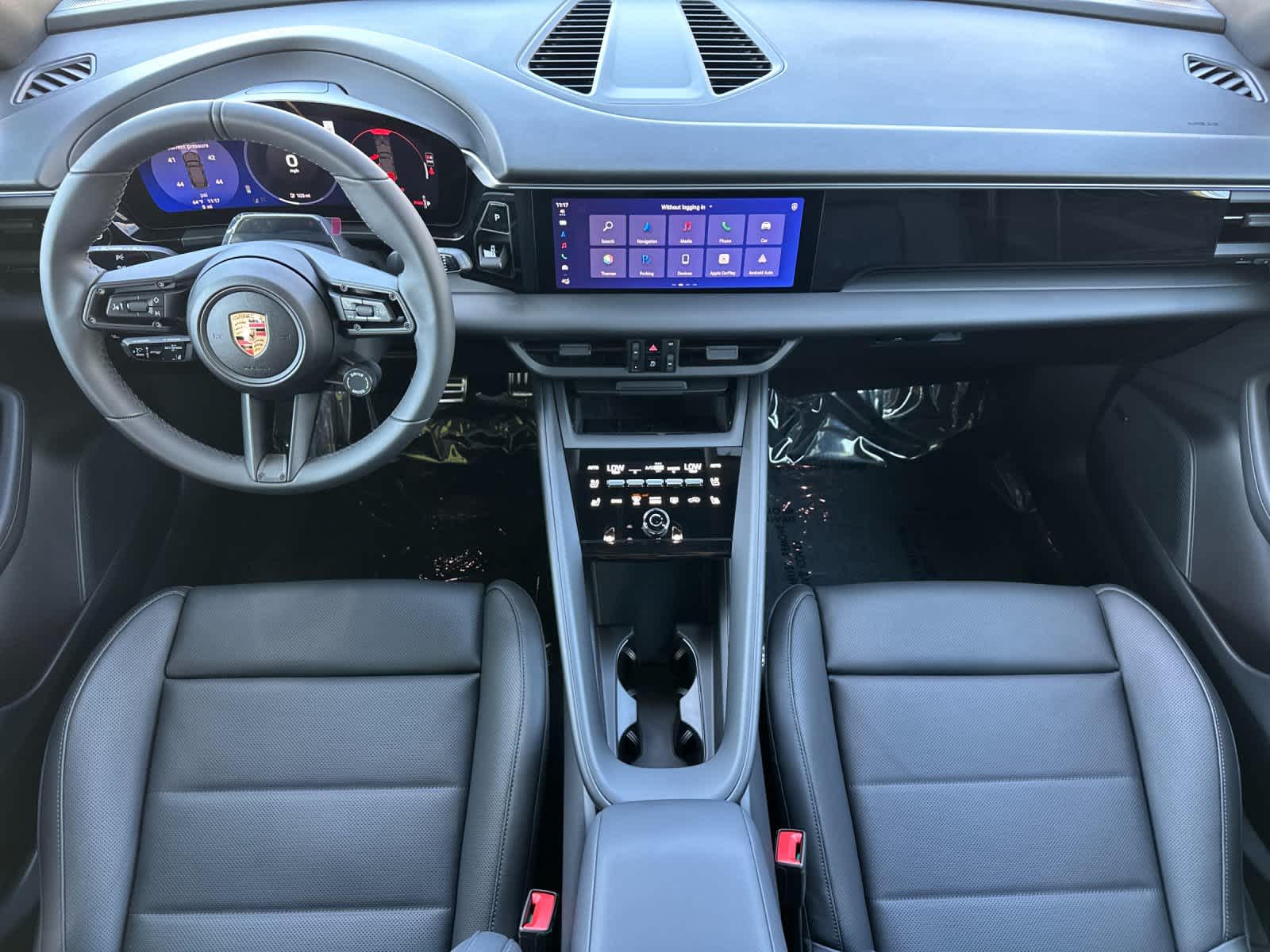 Thumbnail: 2026 Porsche Macan - 6