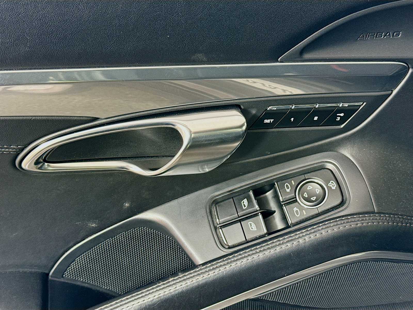 Thumbnail: 2013 Porsche 911 - 15