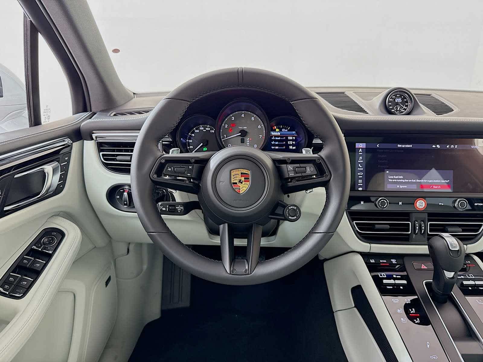 Thumbnail: 2026 Porsche Macan - 18