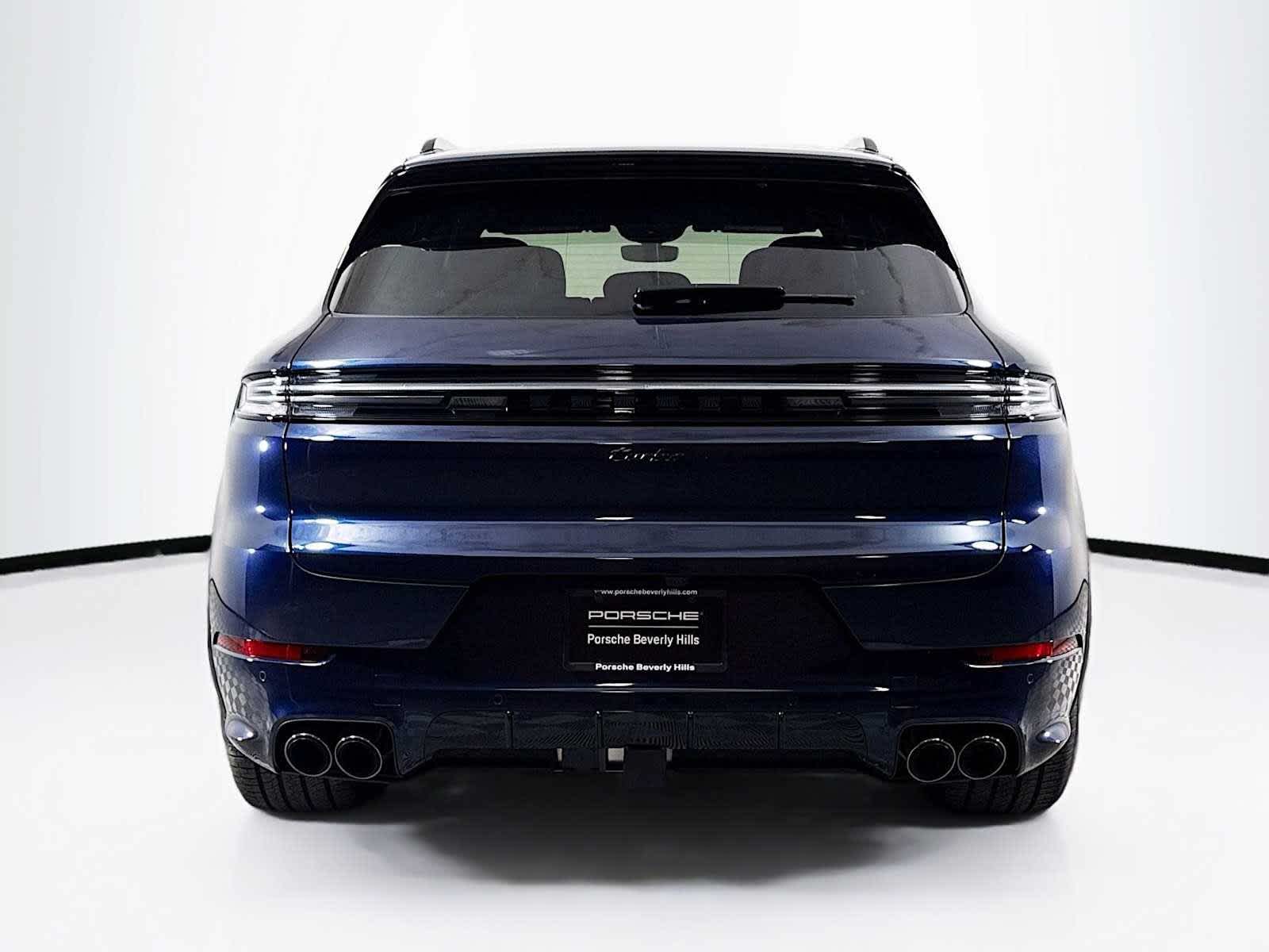 Thumbnail: 2025 Porsche Cayenne - 10