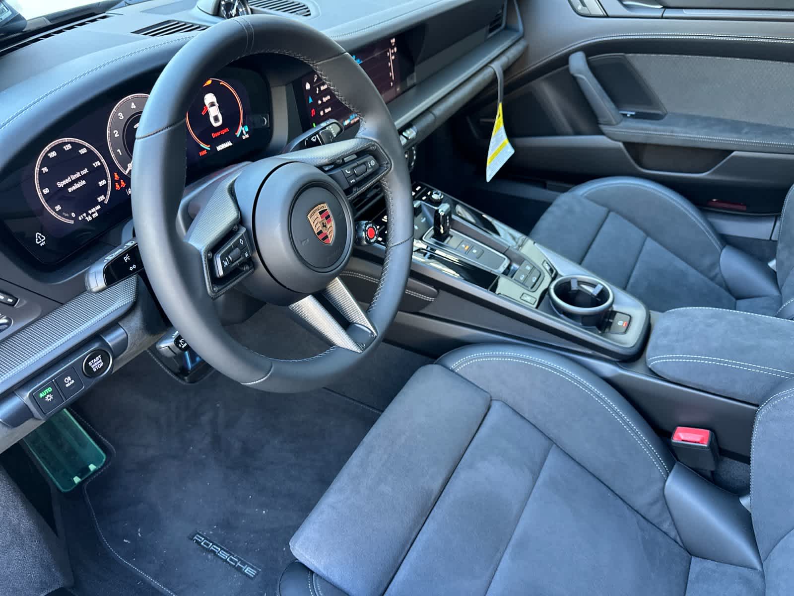 Thumbnail: 2026 Porsche 911 - 4