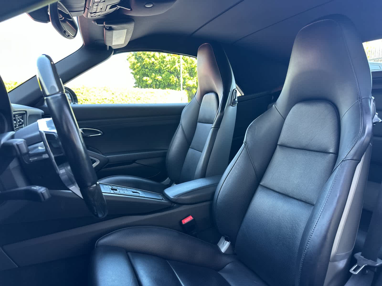 Thumbnail: 2017 Porsche 911 - 5