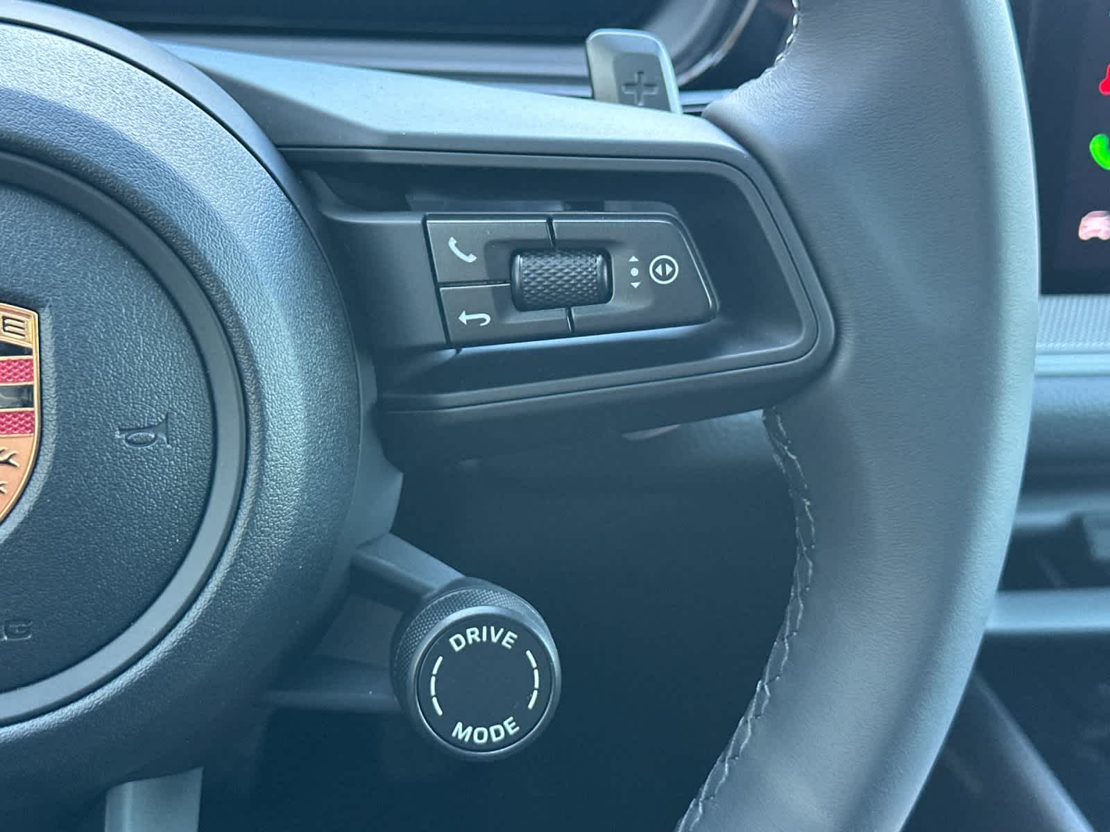 Thumbnail: 2026 Porsche Cayenne - 28