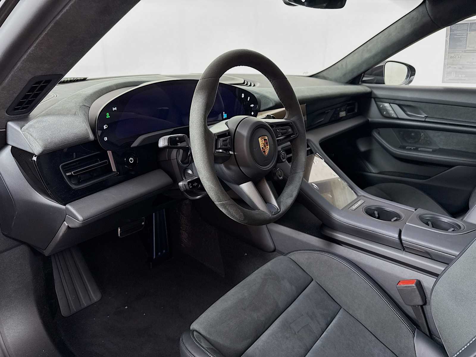 Thumbnail: 2025 Porsche Taycan - 4