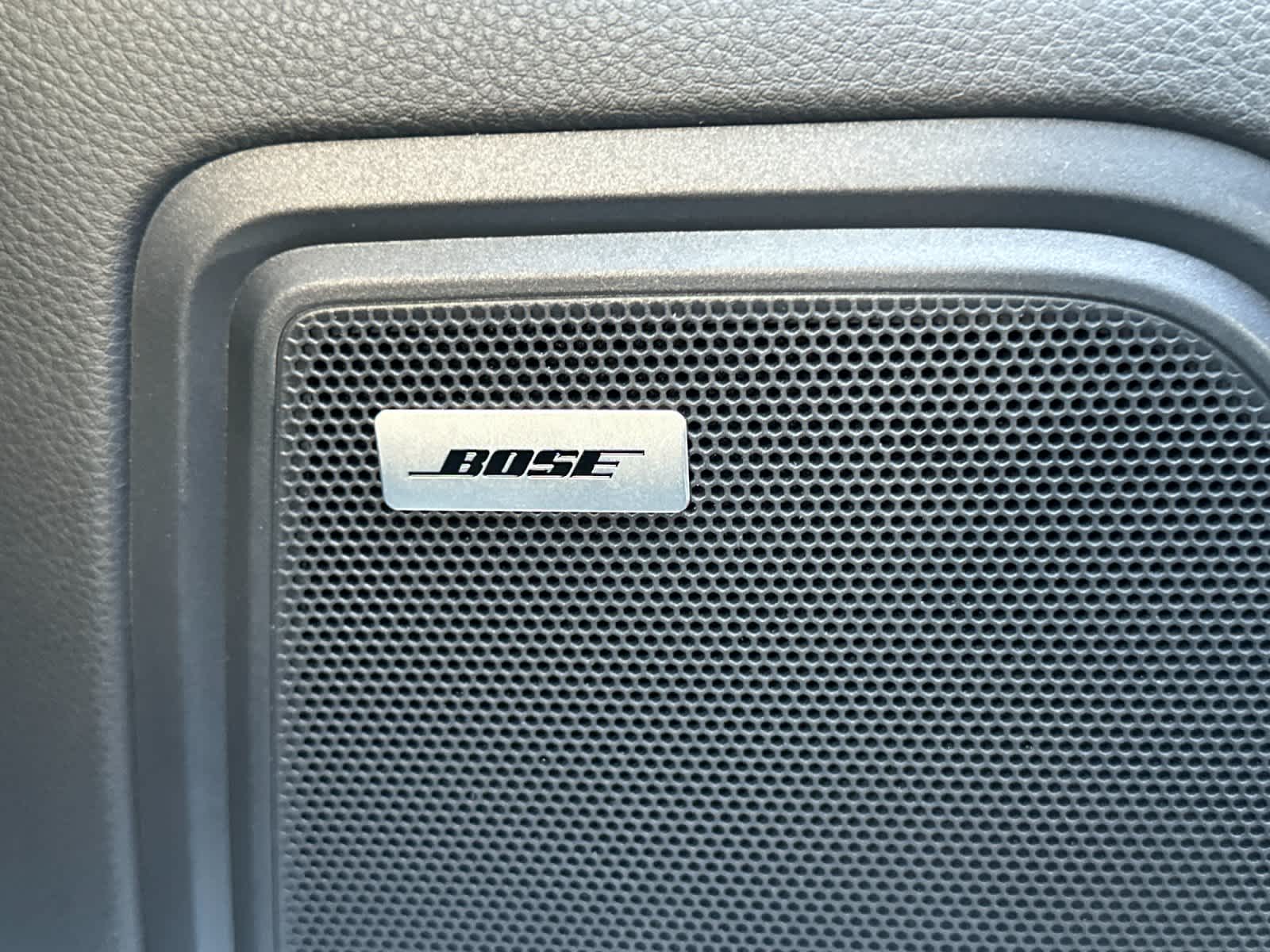 Thumbnail: 2025 Porsche Macan - 20