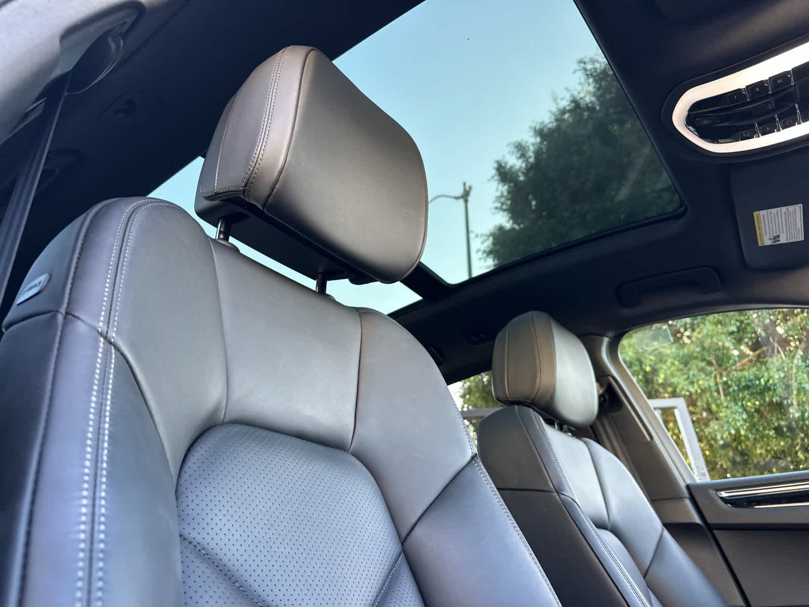 Thumbnail: 2025 Porsche Macan - 18
