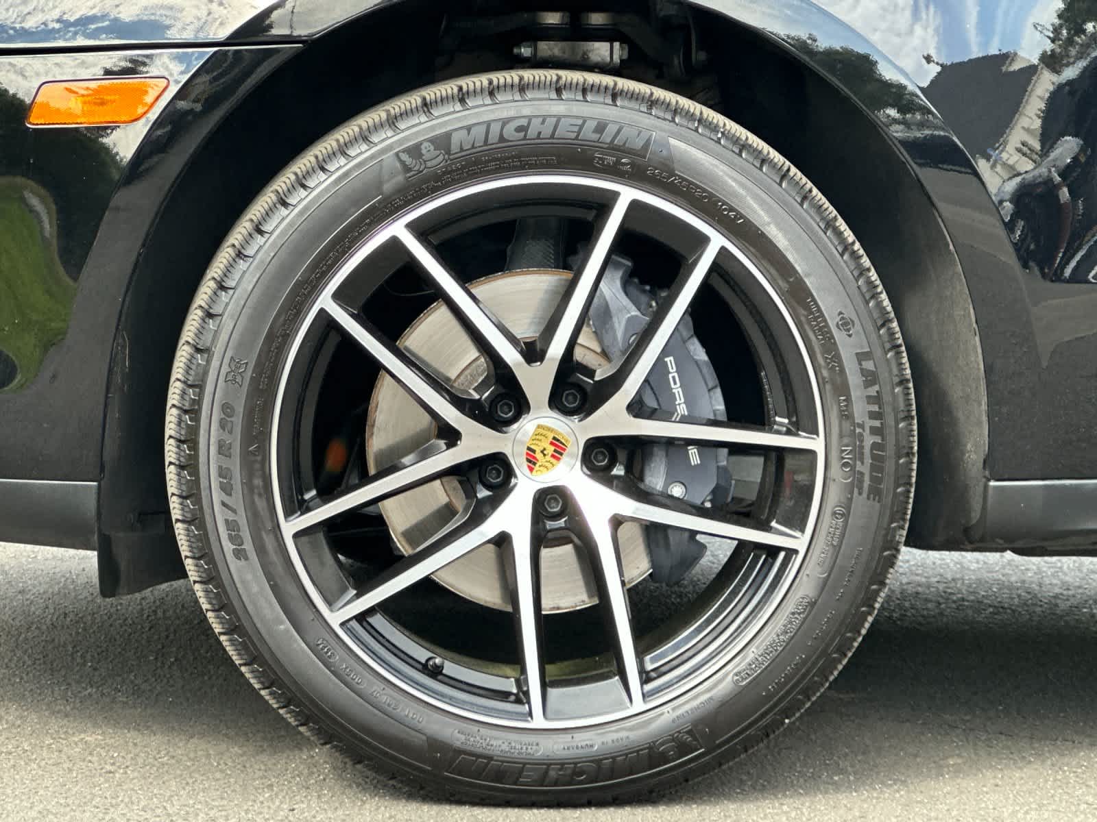 Thumbnail: 2025 Porsche Macan - 31