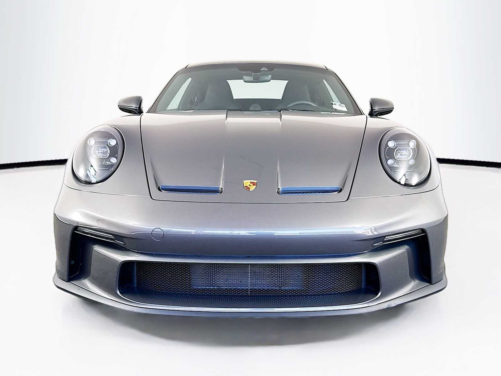 Thumbnail: 2023 Porsche 911 - 6