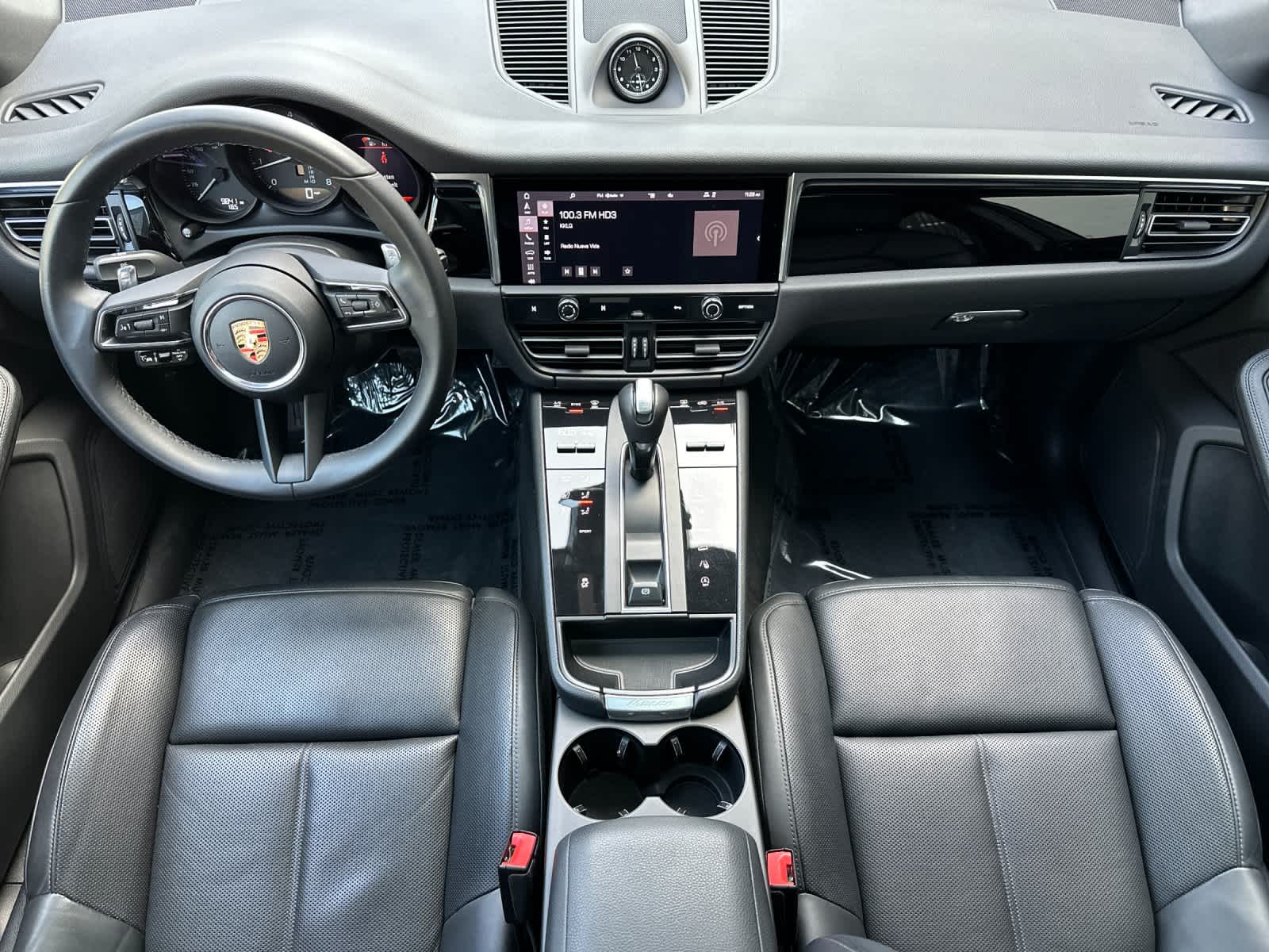 Thumbnail: 2023 Porsche Macan - 5