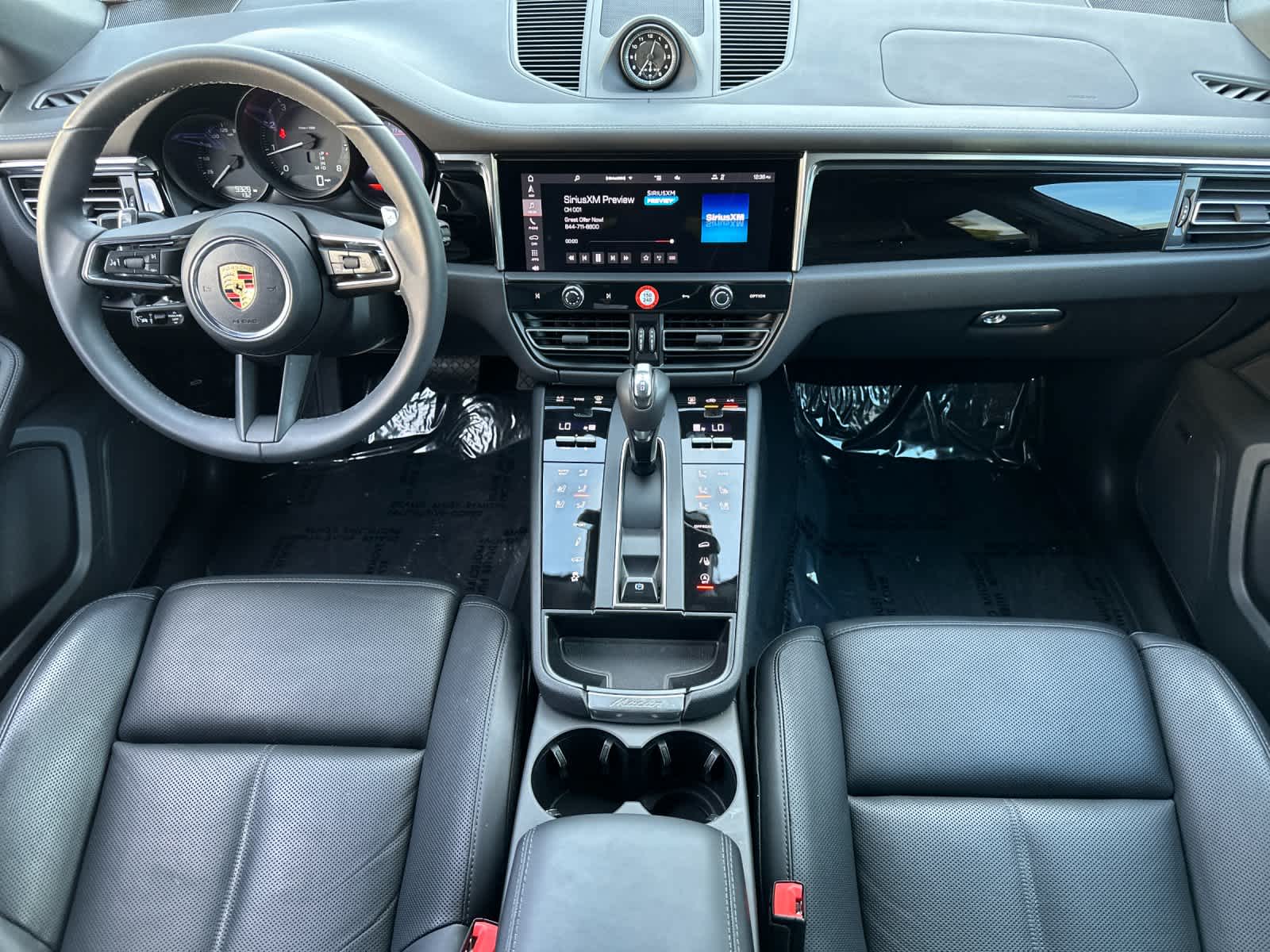 Thumbnail: 2025 Porsche Macan - 6