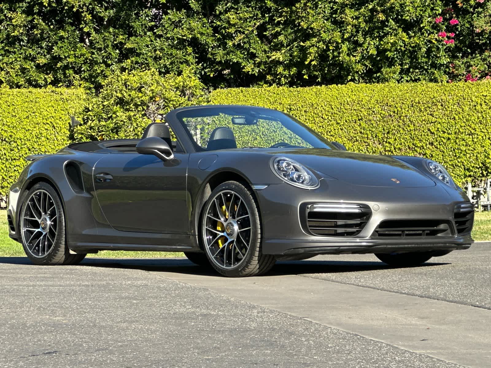 Thumbnail: 2019 Porsche 911 - 11
