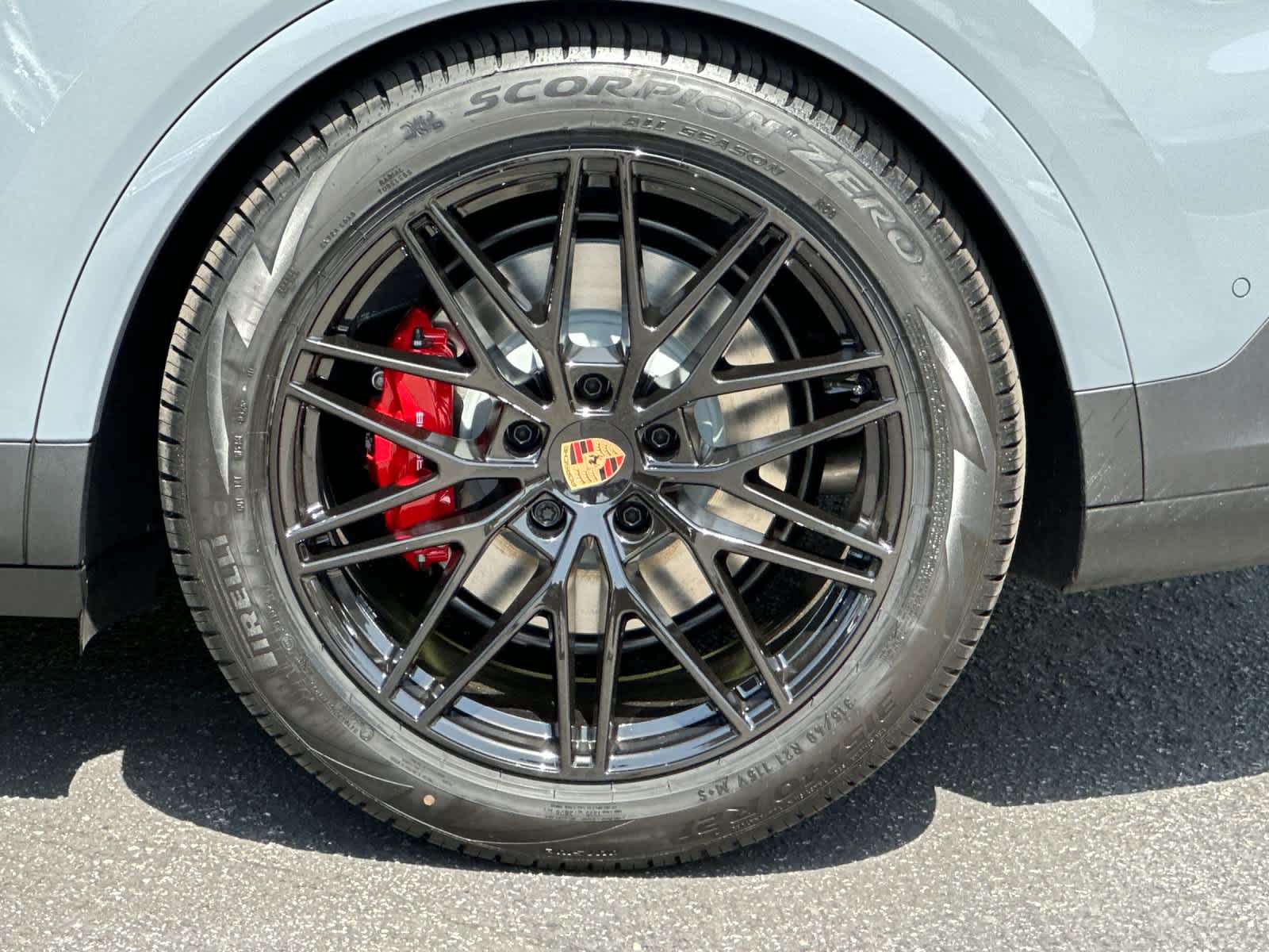 Thumbnail: 2026 Porsche Cayenne - 32
