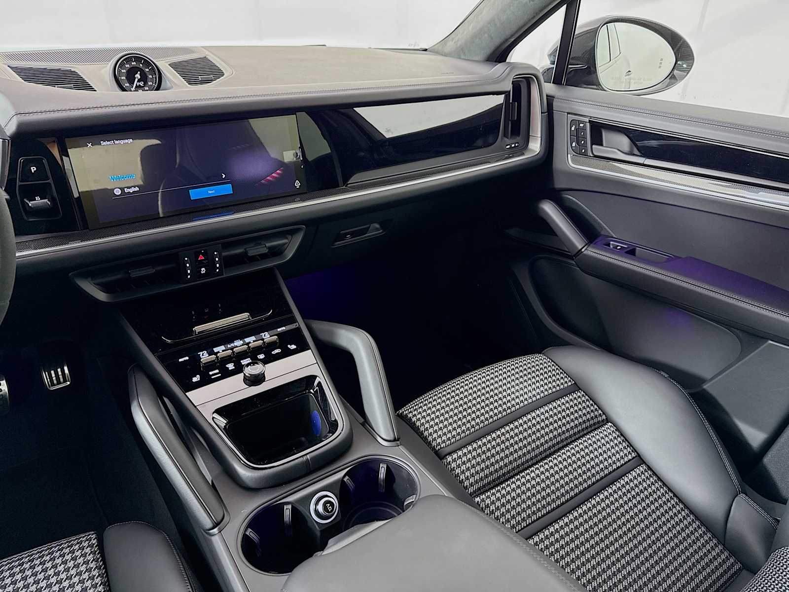 Thumbnail: 2025 Porsche Cayenne - 19